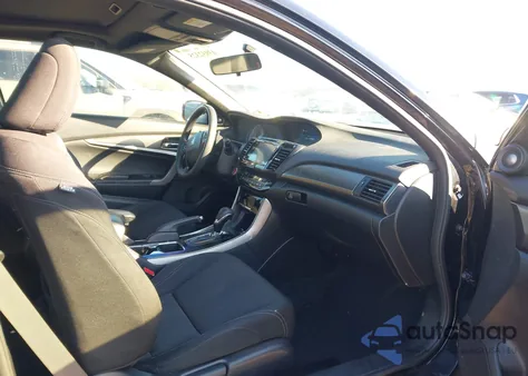 2017 Honda Accord Ex z USA, uszkodzony, nr VIN 1HGCT1B7XHA005153